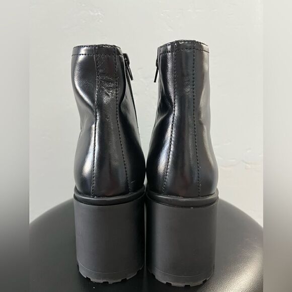 Jeffrey Campbell Anemone lug sole bootie size 10 black leather - Picture 2 of 7